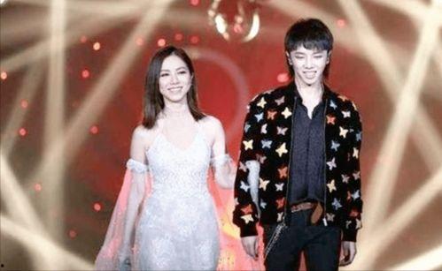 吃瓜娱乐圈邓紫棋,娱乐圈的瓜田女王，揭秘她的音乐与人生