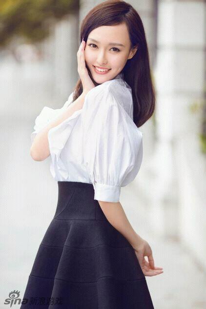 娱乐吃瓜女星代言游戏,跨界代言引发热议